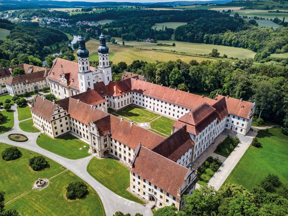 Kloster Obermarchtal von oben